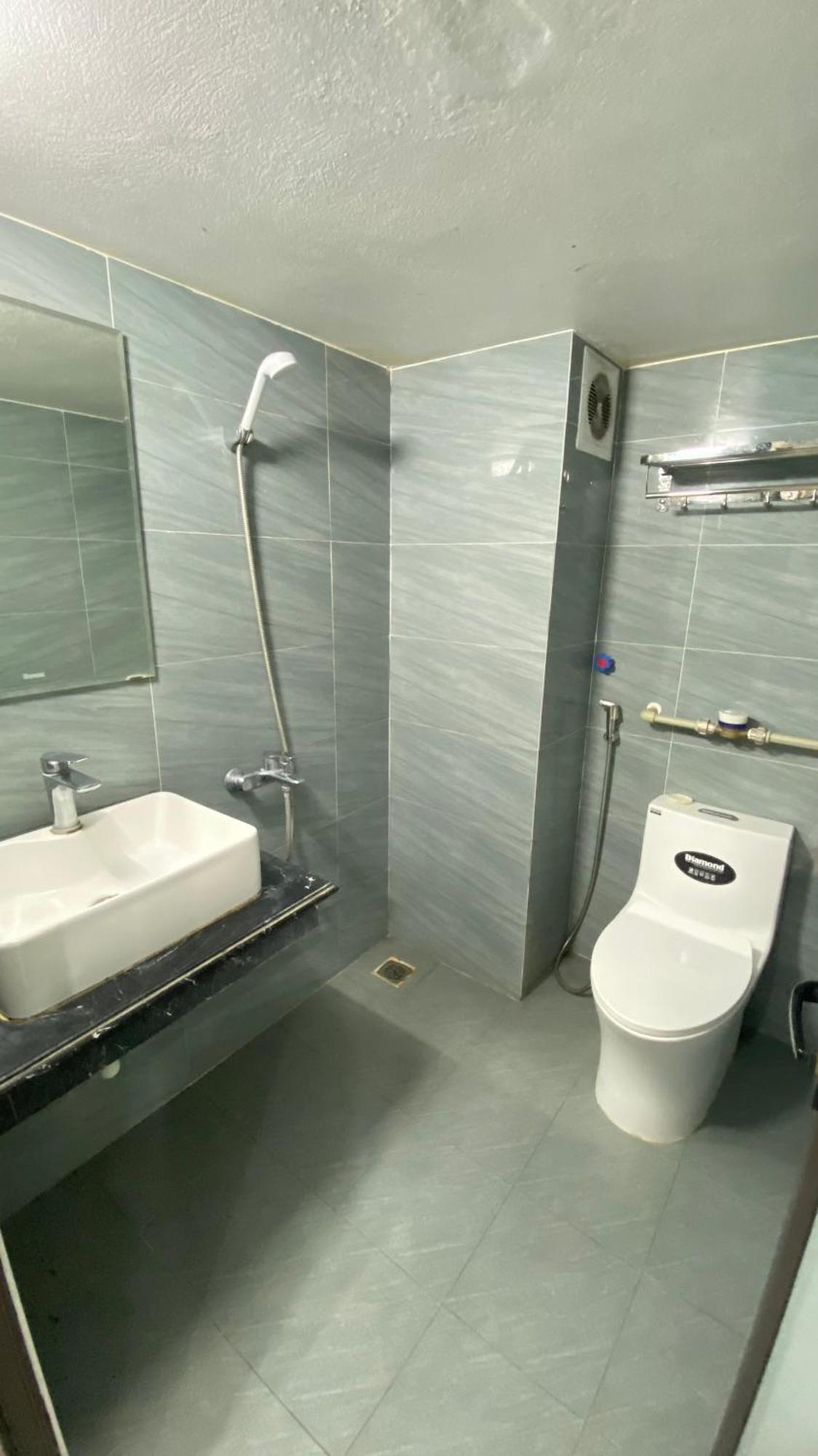 Era Apartment Tran Thai Tong Hanoi Exterior photo