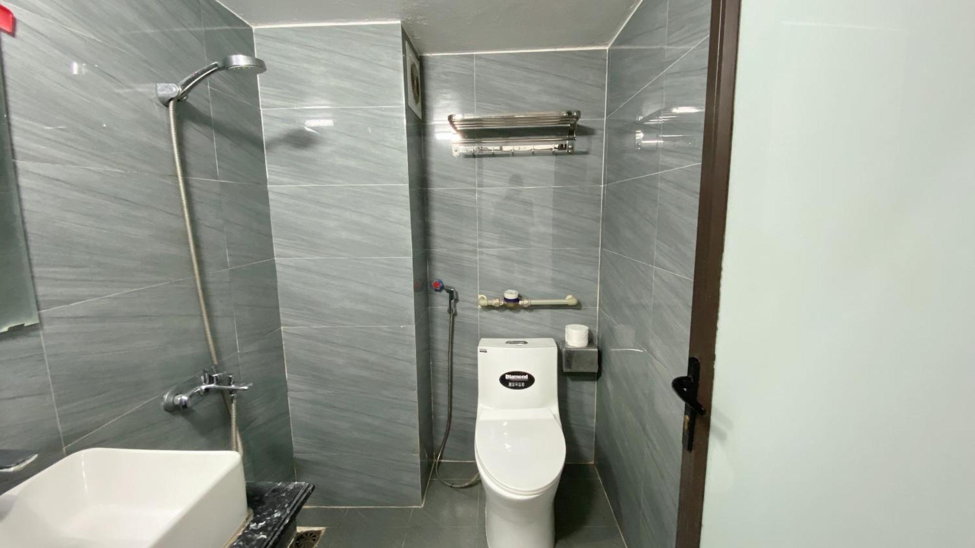 Era Apartment Tran Thai Tong Hanoi Exterior photo
